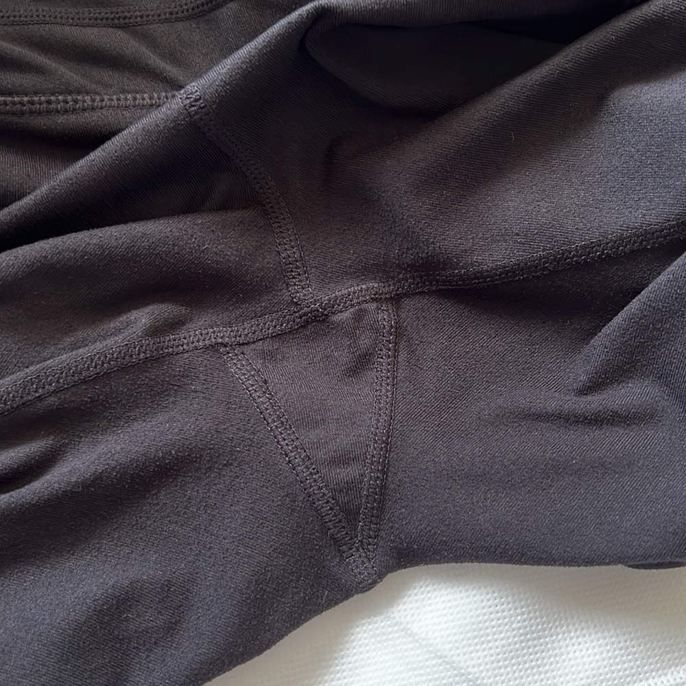 Athleta Reflective Be Free Tight Black Size SP Wicking Breathable - Picture 14 of 15